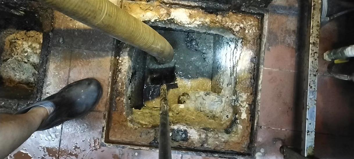 赫山污水池清理一般都有毒气，怎么预防中毒呢？